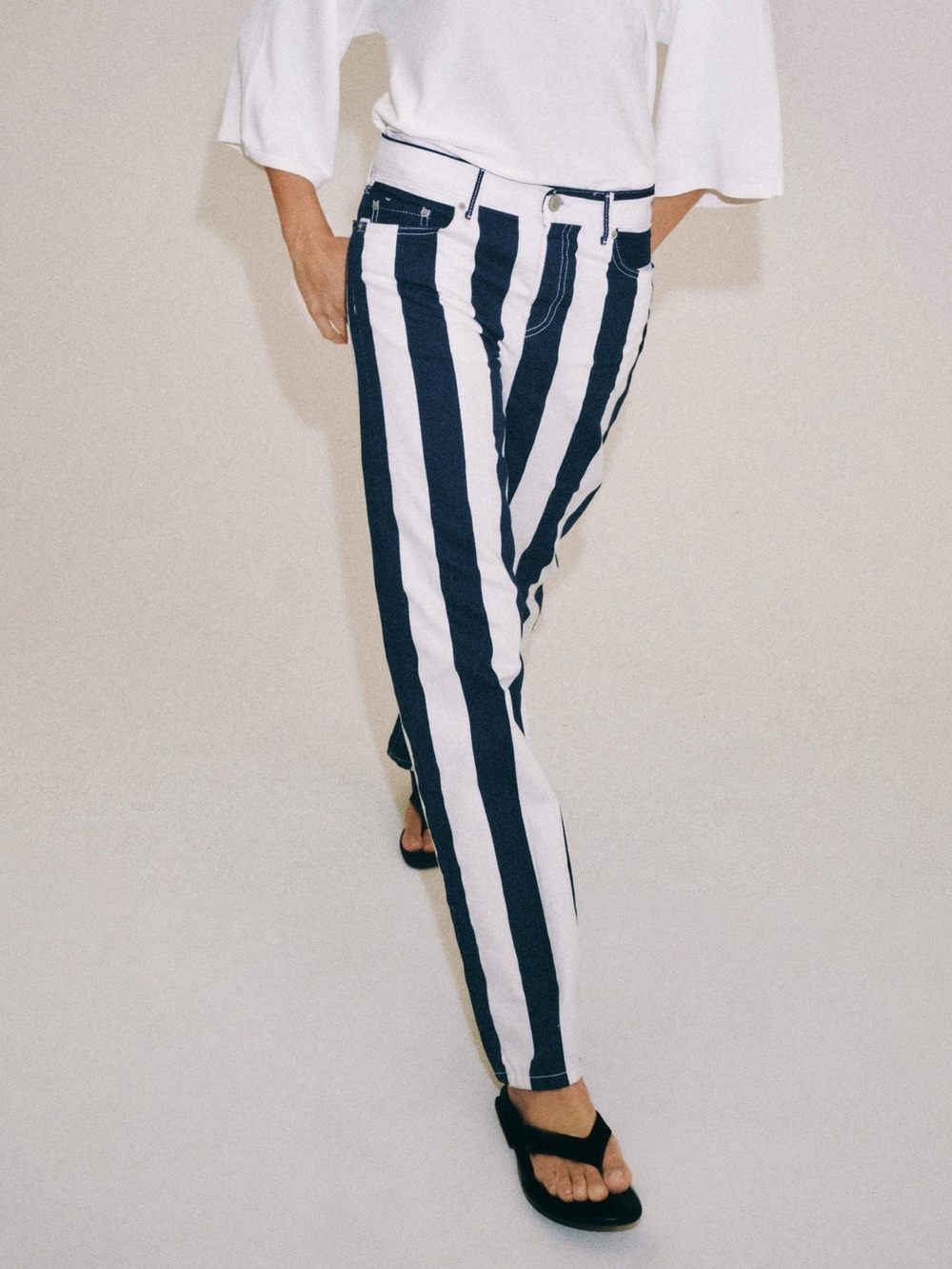 ZARA ZW COLLECTION MID-RISE STRIPED STRAIGHT LEG JEANS